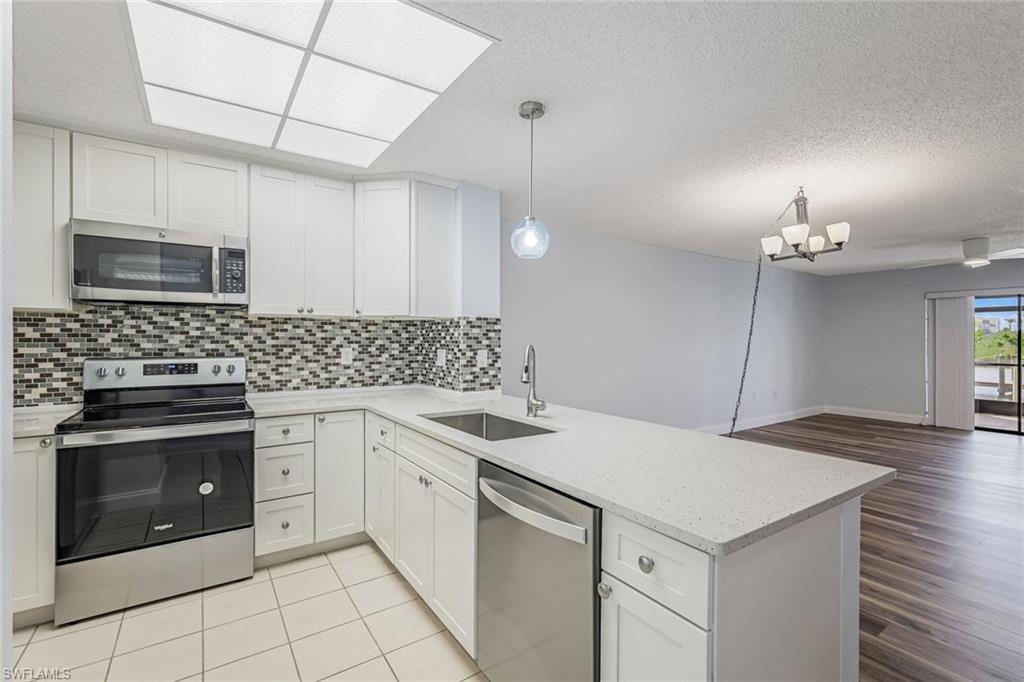 PARKWAY CONDO - Residential