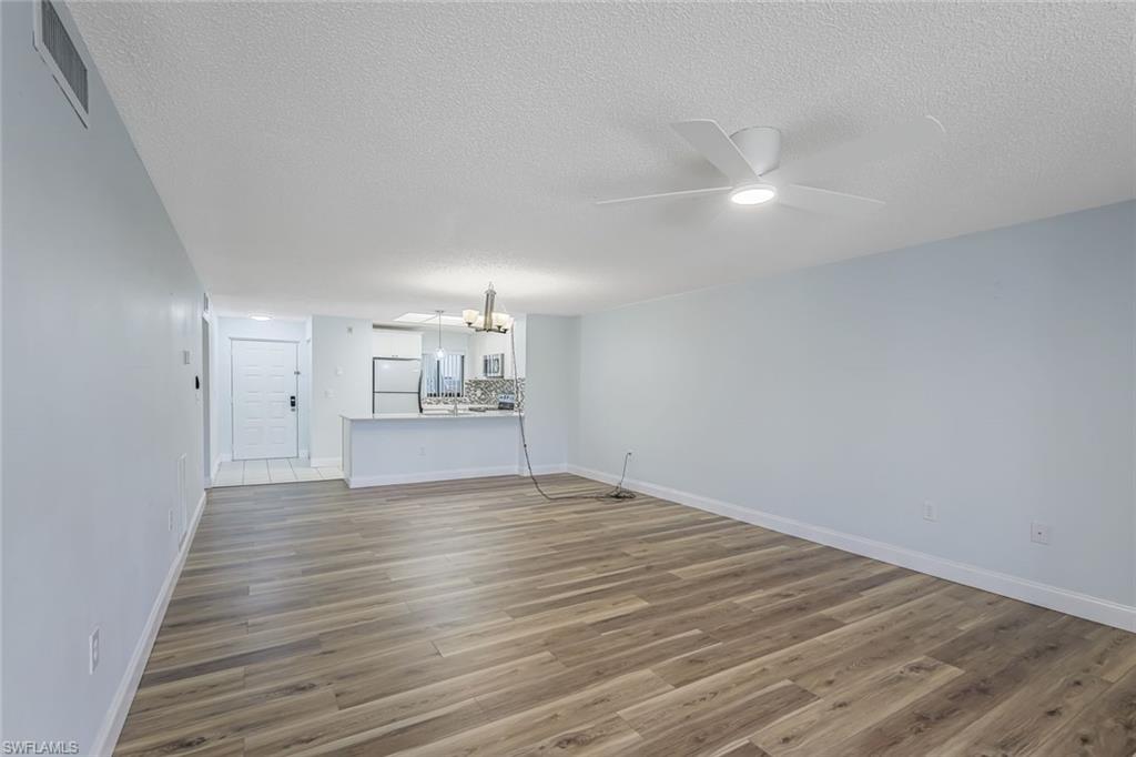 PARKWAY CONDO - Residential