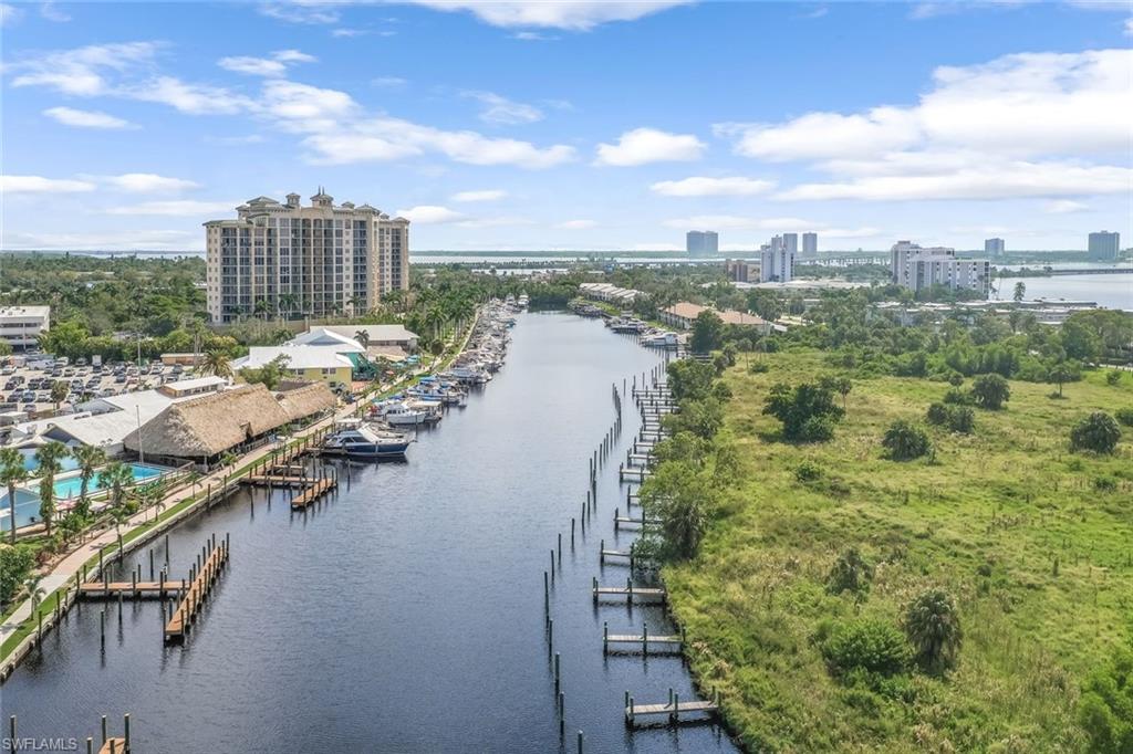 PARKWAY CONDO - Residential