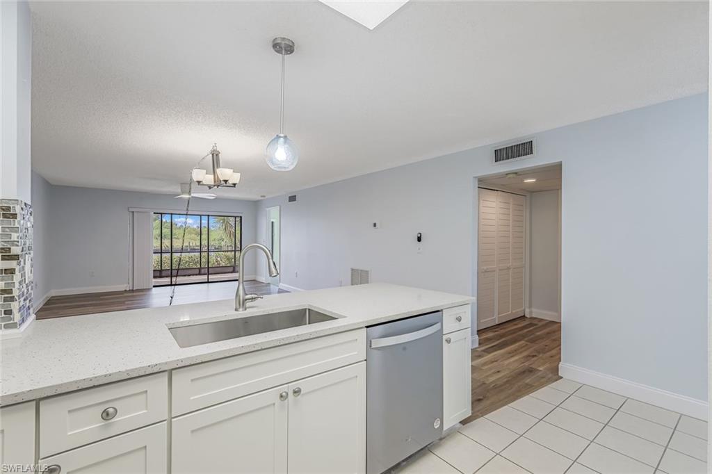 PARKWAY CONDO - Residential