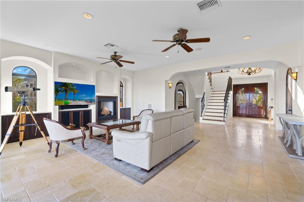 CAPTIVA BEACH VILLAS - Residential