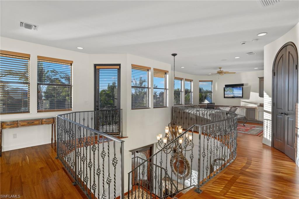 CAPTIVA BEACH VILLAS - Residential