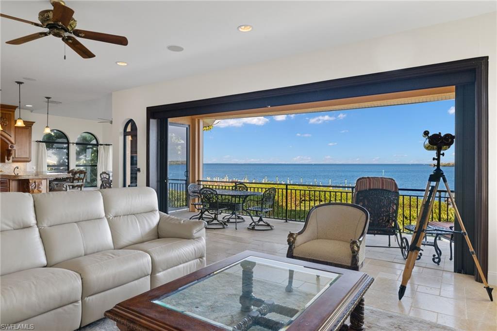 CAPTIVA BEACH VILLAS - Residential