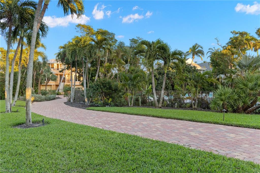 15557 Captiva DR