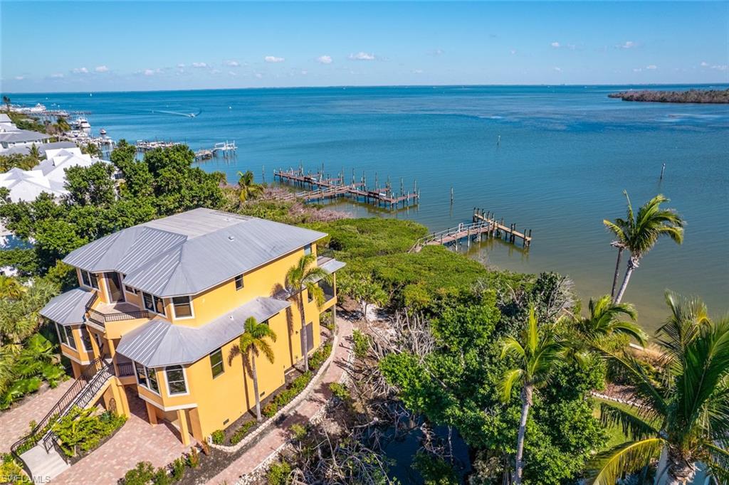 CAPTIVA BEACH VILLAS - Residential