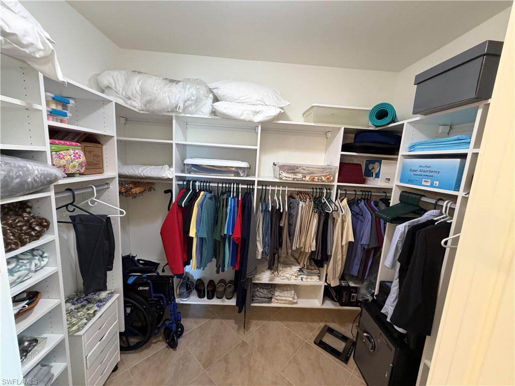 ENTRADA - Residential