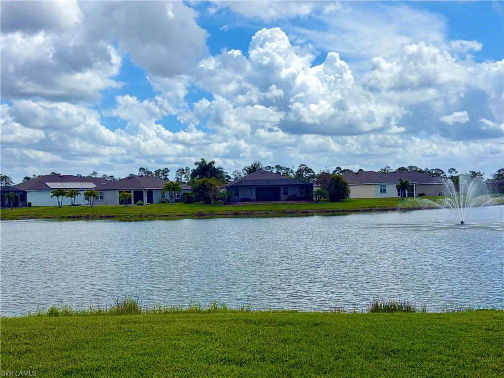 ENTRADA - Residential