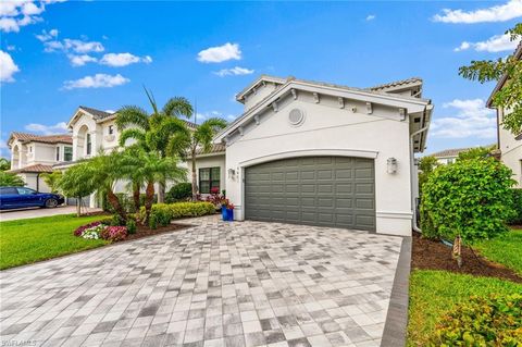 A home in NAPLES