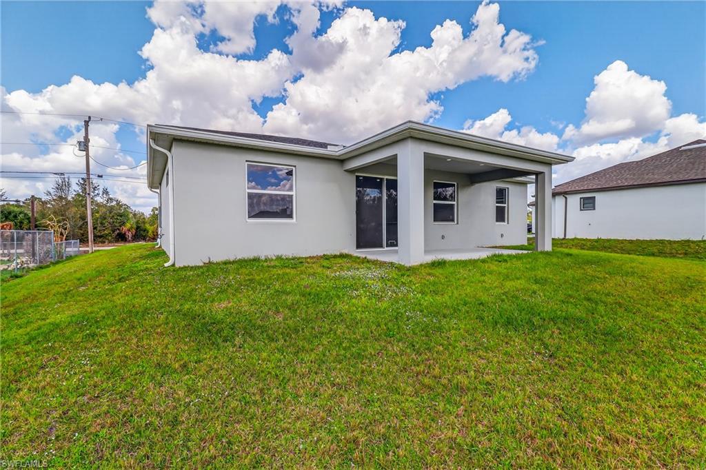 LEHIGH ACRES - Residential