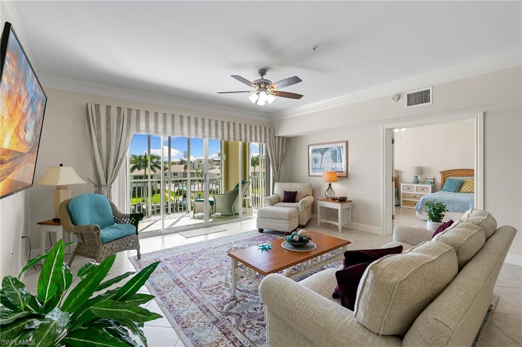 907 Panama CT 303