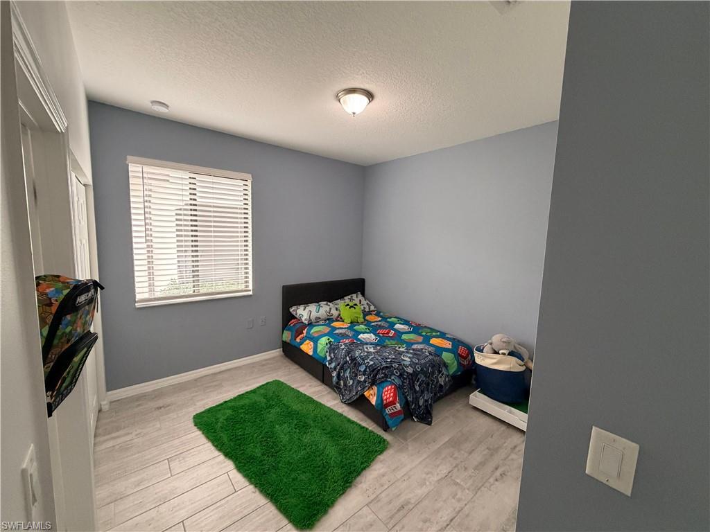 MAPLE RIDGE - Residential