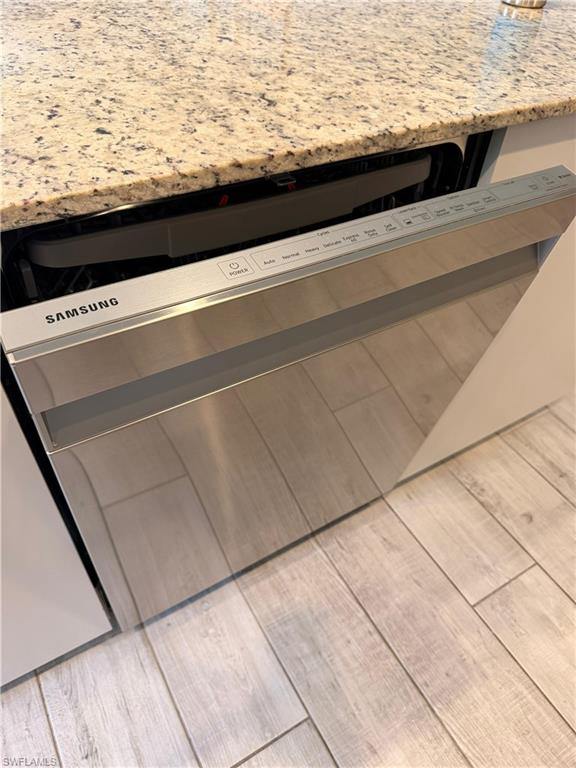 MAPLE RIDGE - Residential