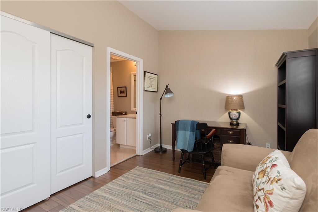 OLYMPIA POINTE - Residential