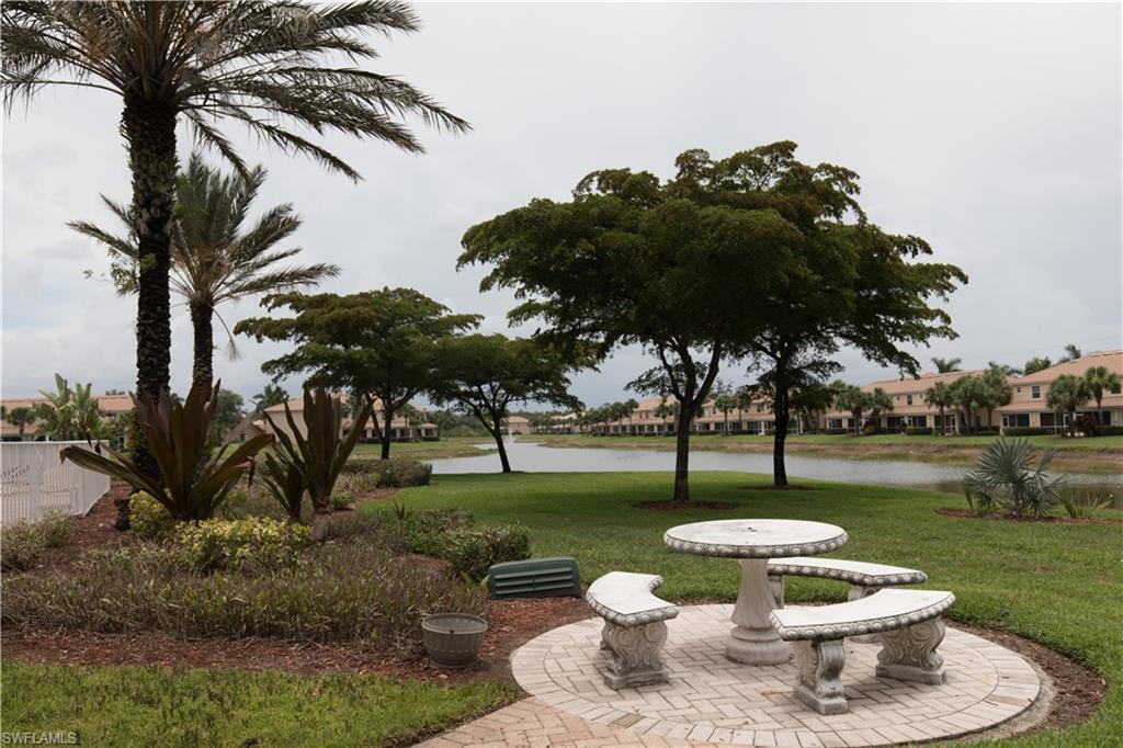 OLYMPIA POINTE - Residential