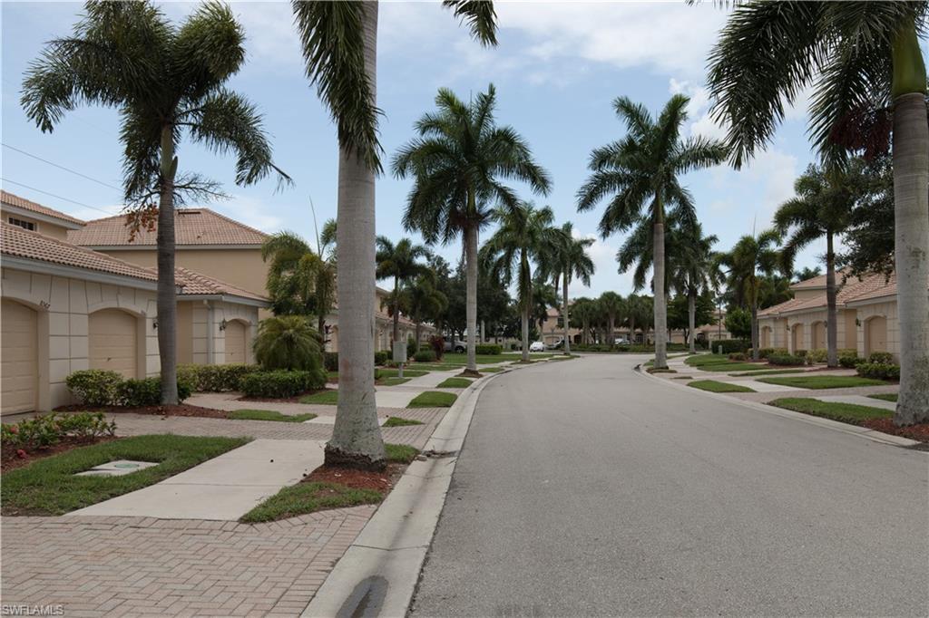 OLYMPIA POINTE - Residential