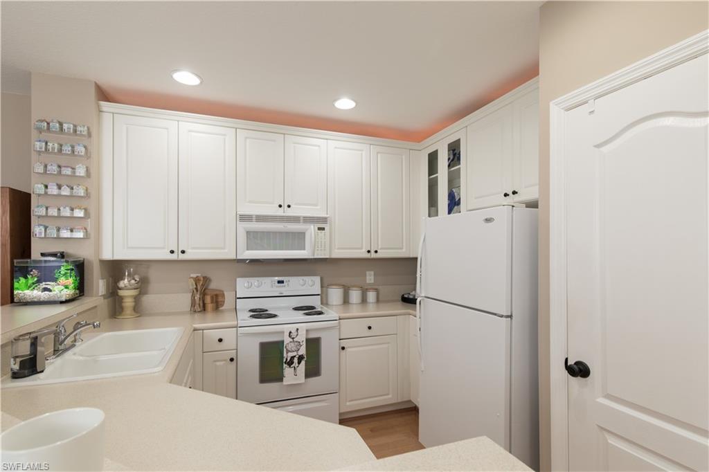 OLYMPIA POINTE - Residential