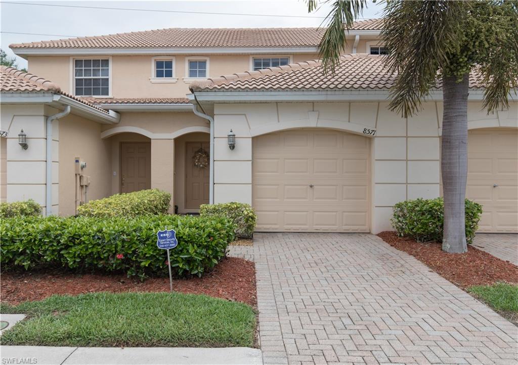 OLYMPIA POINTE - Residential