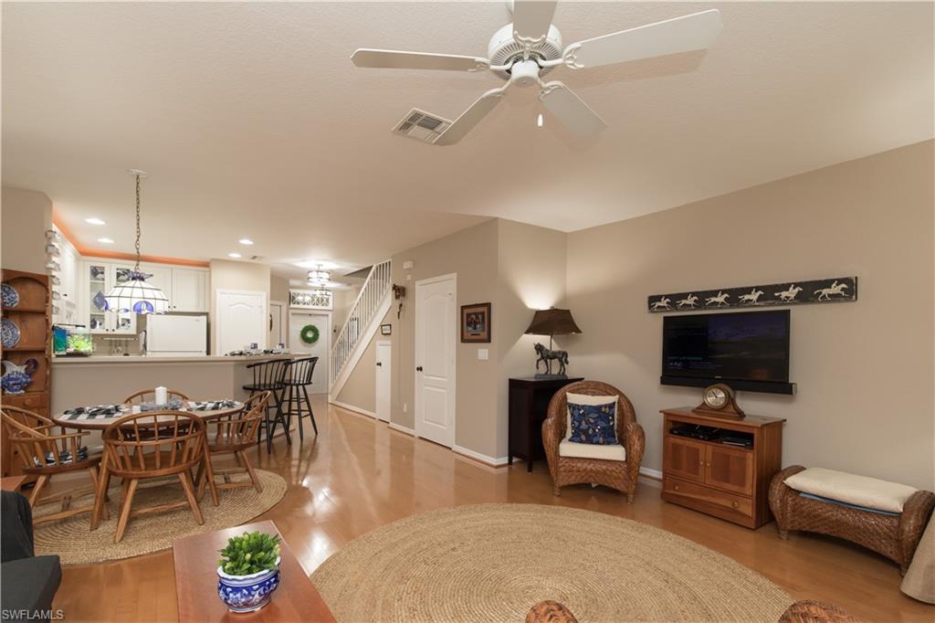 OLYMPIA POINTE - Residential