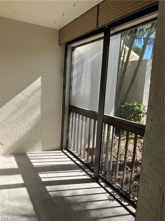 HAMPTONS AT KINGS LAKE - Residential