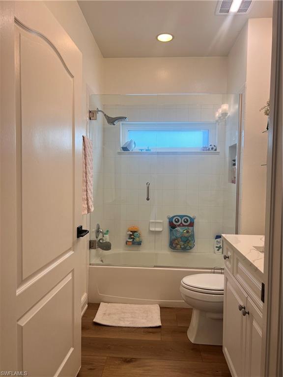 IBIS COVE - Residential