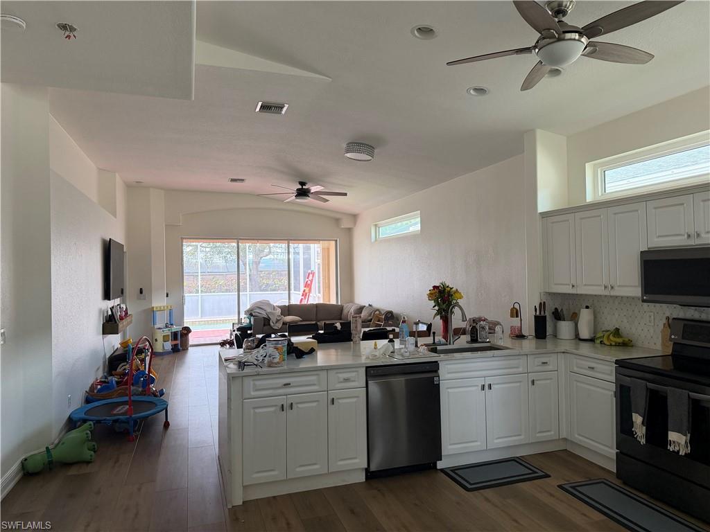 IBIS COVE - Residential