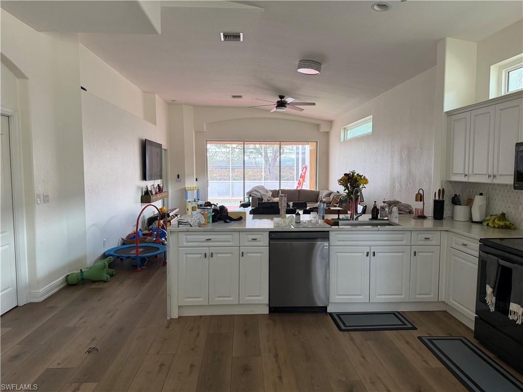 IBIS COVE - Residential