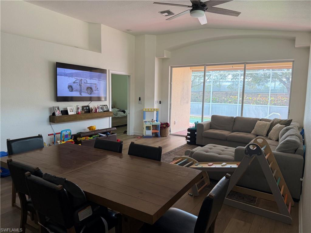 IBIS COVE - Residential