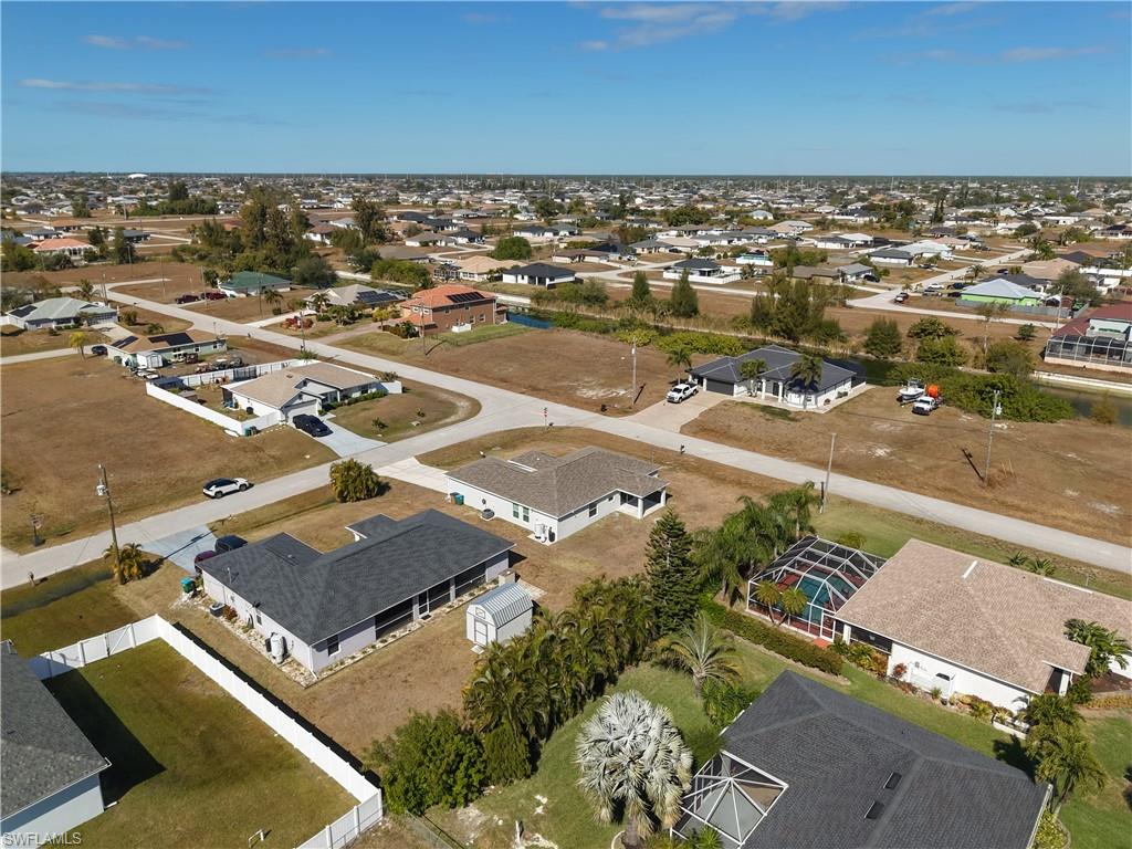 CAPE CORAL - Residential