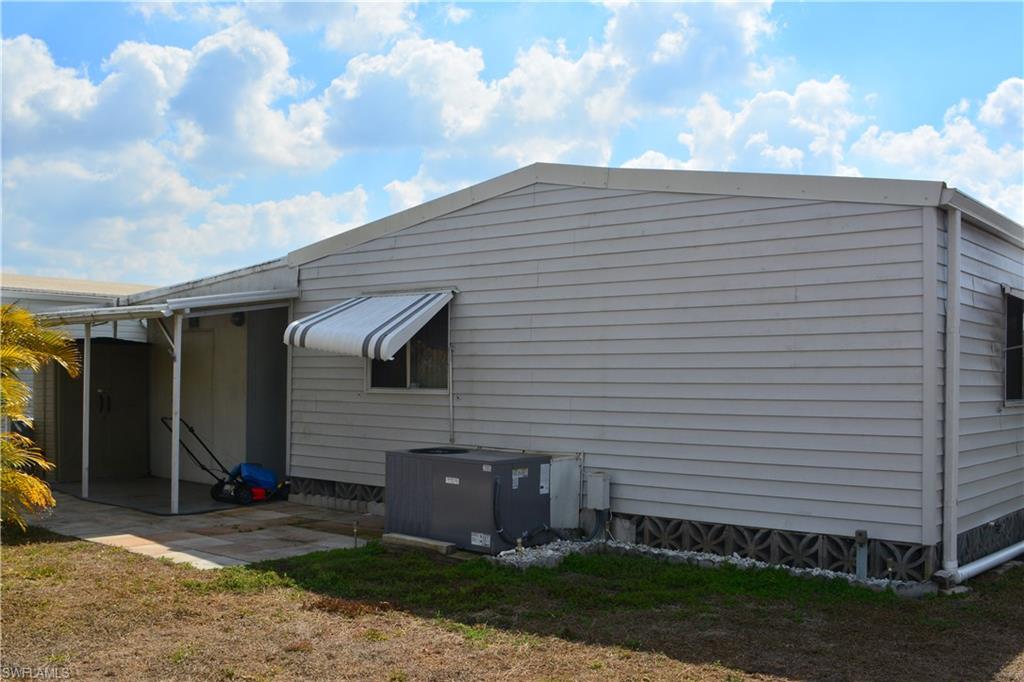 LEESURE VILLAGE - Residential