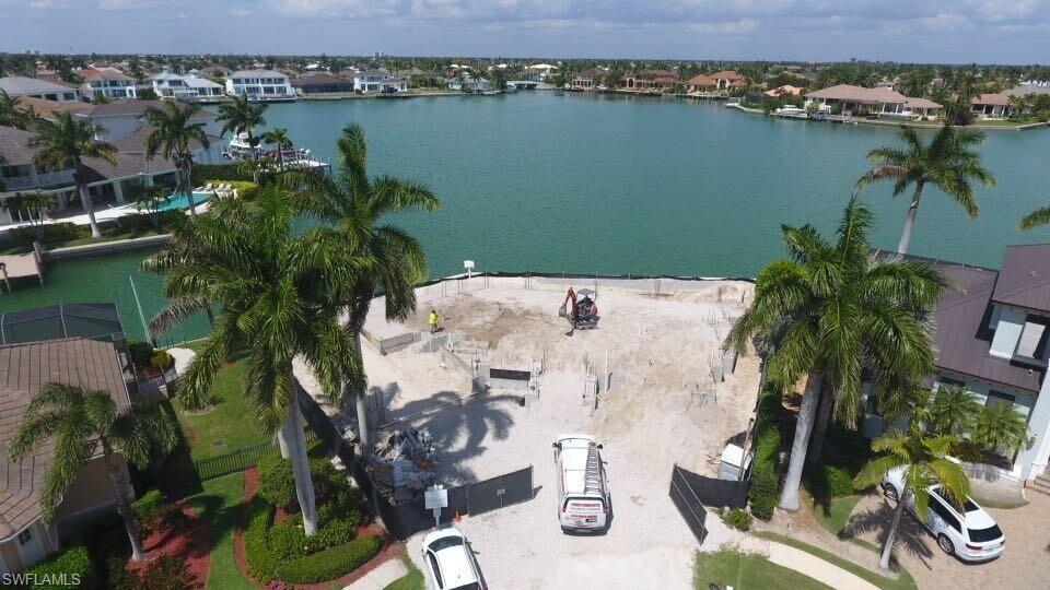 MARCO ISLAND - Residential