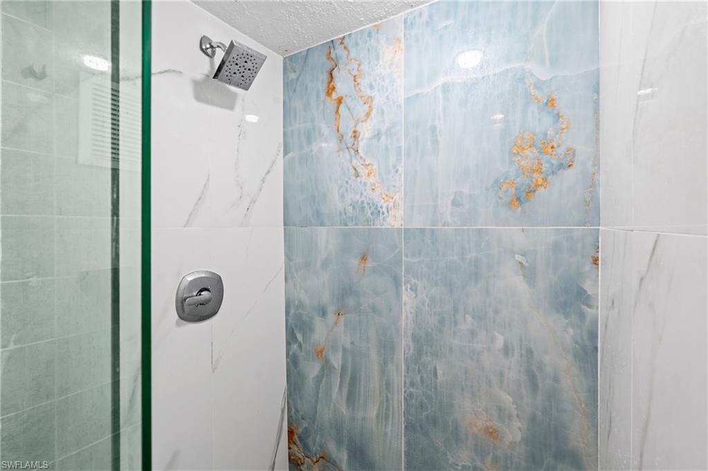 PALMS AT WATERS EDGE - Residential