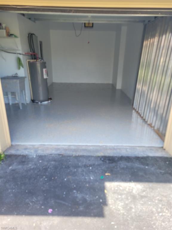 LAKEWOOD VILLAS - Residential