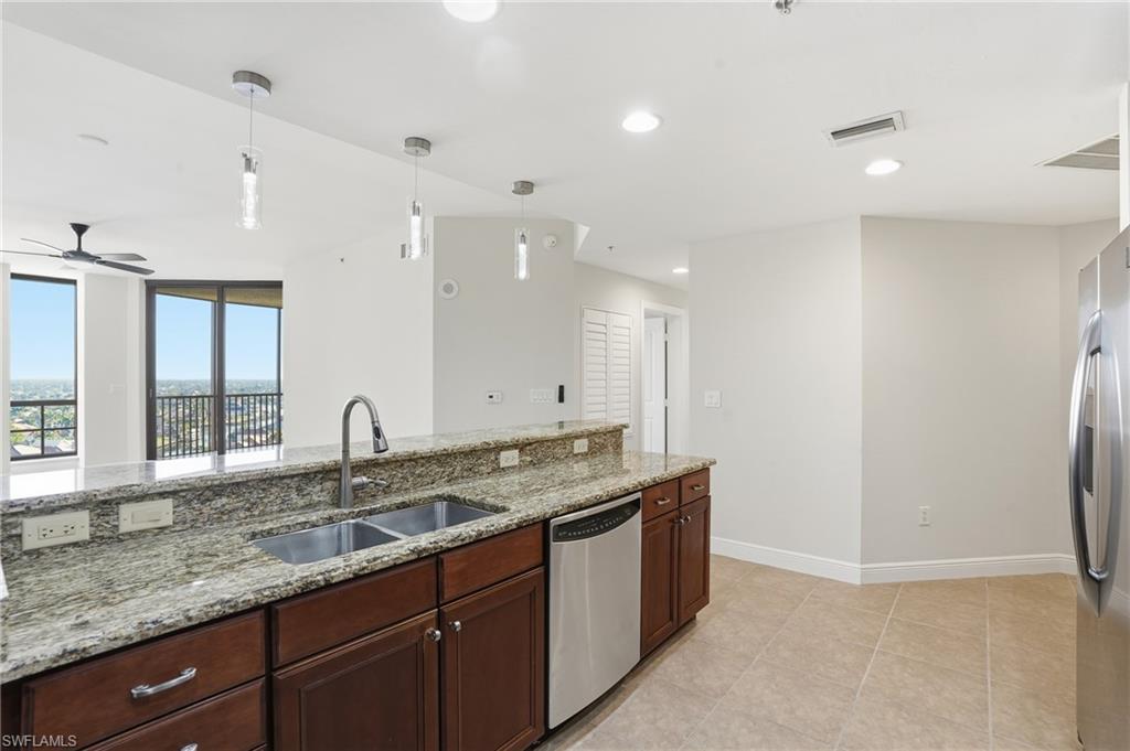 CAPE HARBOUR - Residential