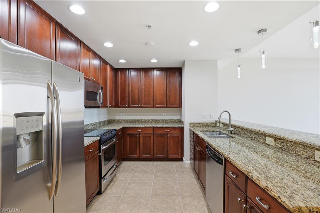 CAPE HARBOUR - Residential