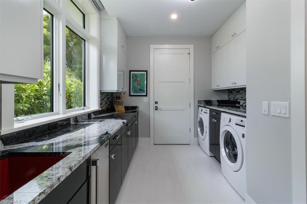 OLDE NAPLES - Residential