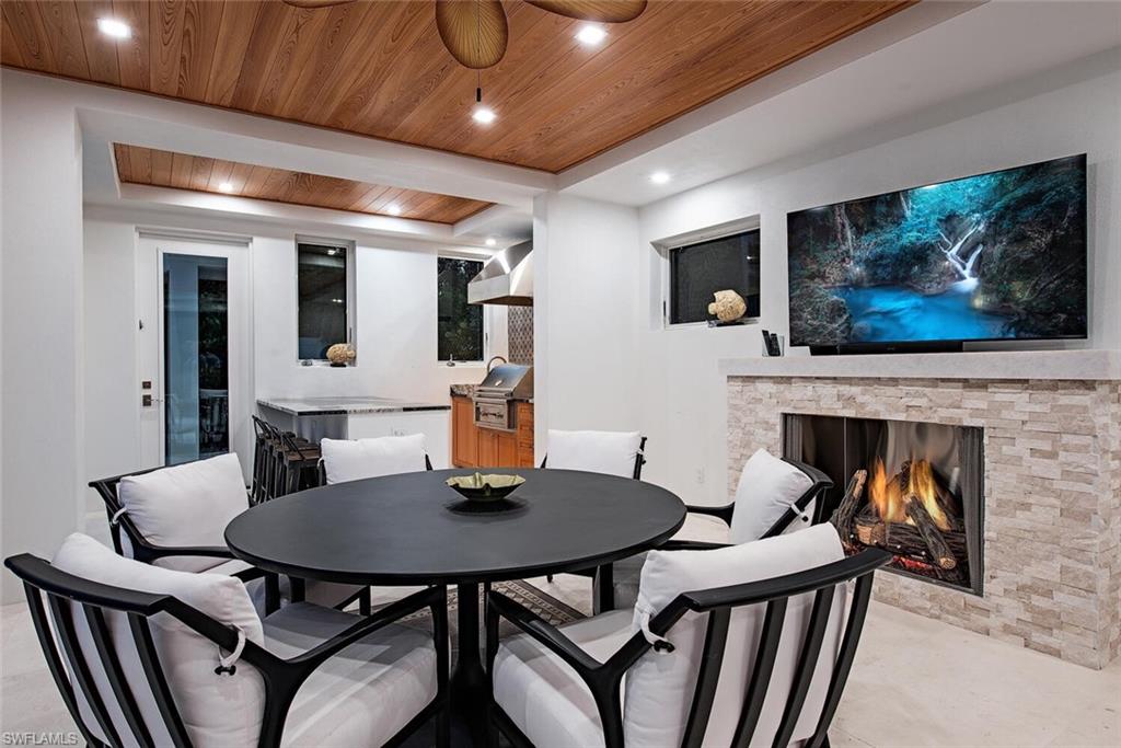 OLDE NAPLES - Residential