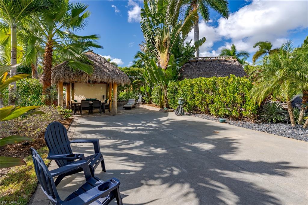 NAPLES MOTORCOACH RESORT - Land