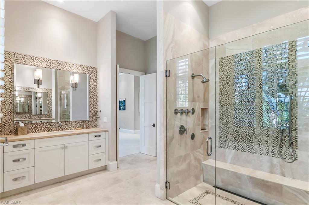 MOORINGS - Residential