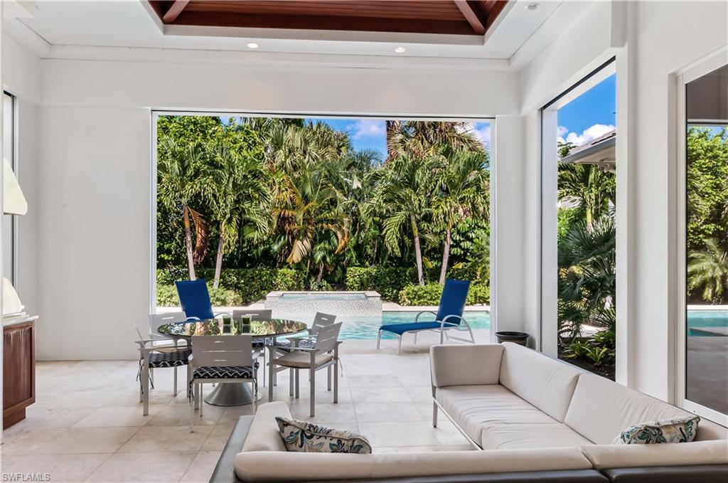 MOORINGS - Residential