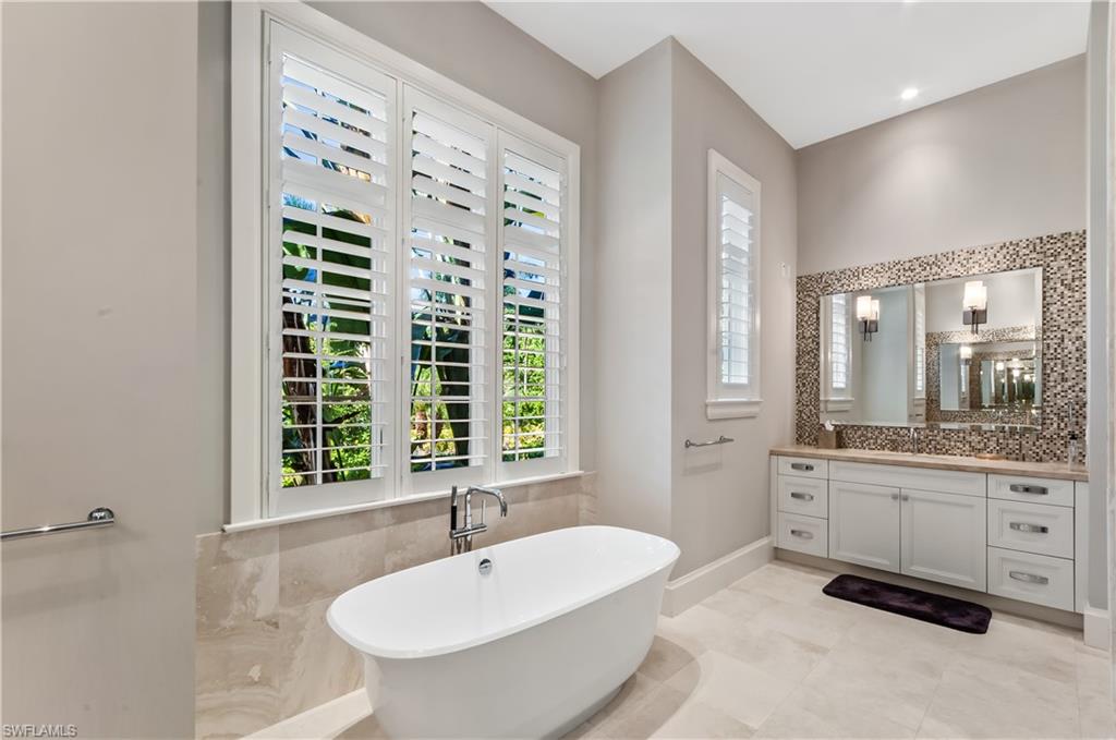 MOORINGS - Residential