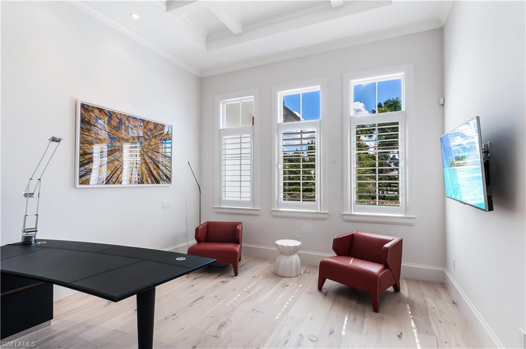 MOORINGS - Residential