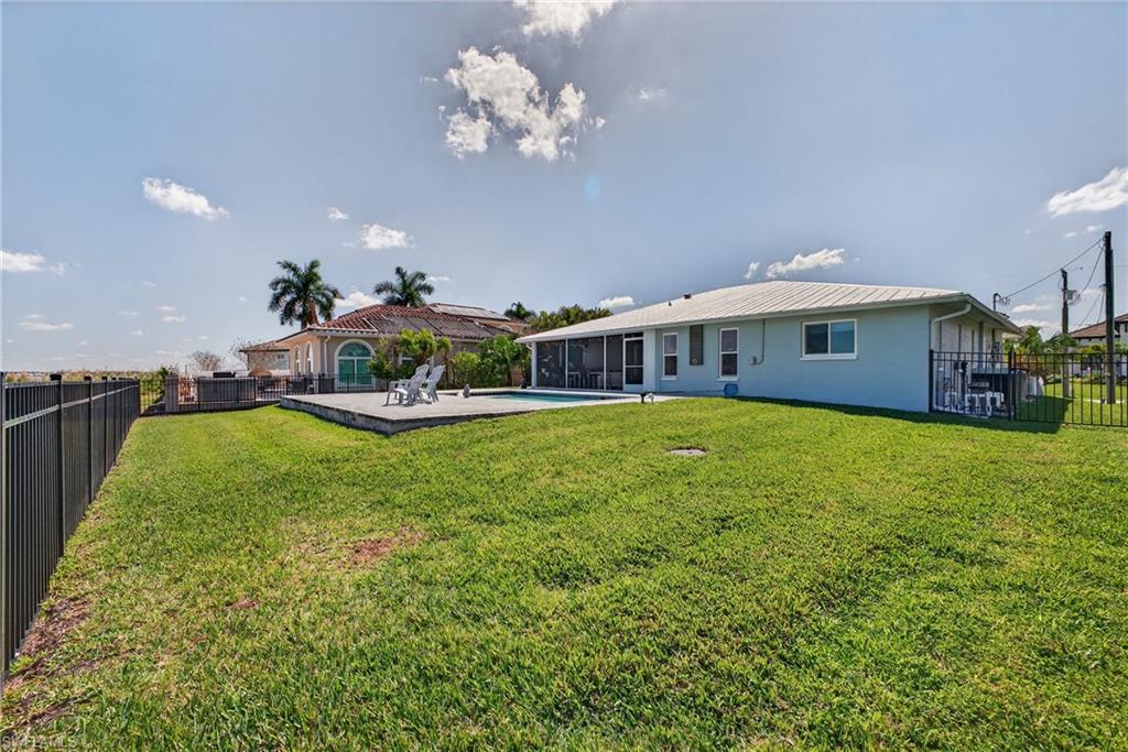CAPE CORAL - Residential