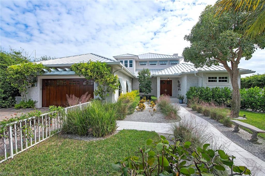 ROYAL HARBOR - Residential