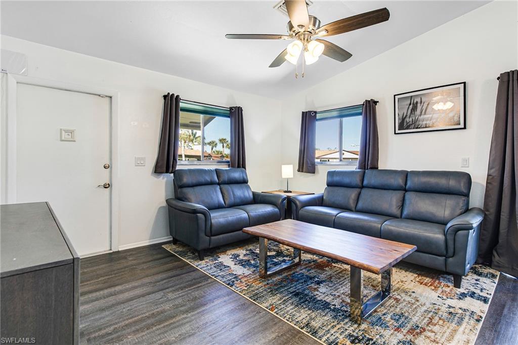 FOXMOOR VILLAGE CONDO - Residential