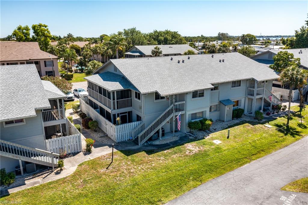 FOXMOOR VILLAGE CONDO - Residential