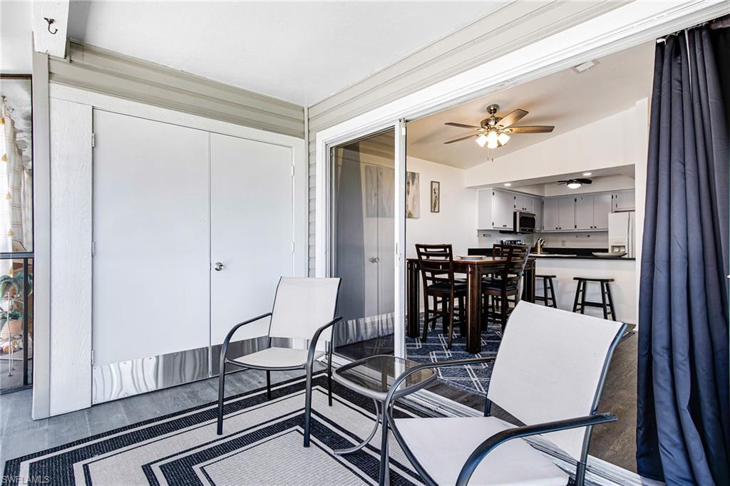 FOXMOOR VILLAGE CONDO - Residential