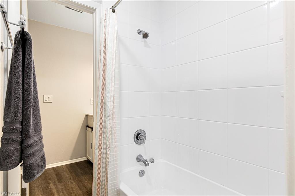 FOXMOOR VILLAGE CONDO - Residential