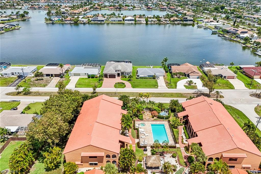 ROSE GARDEN VILLAS CONDO - Residential