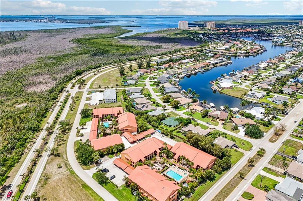 ROSE GARDEN VILLAS CONDO - Residential