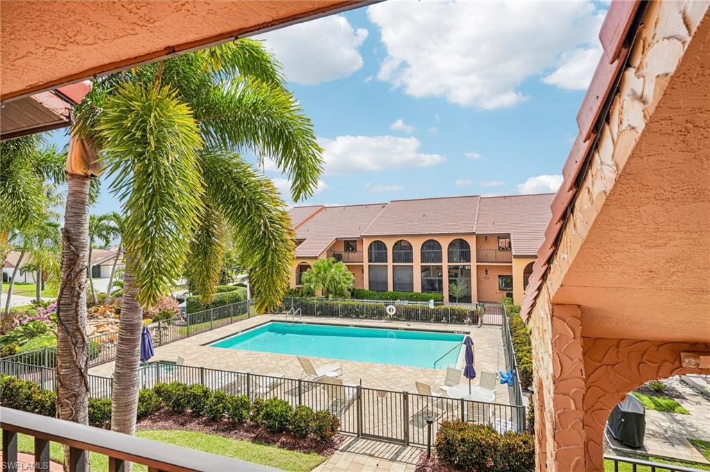 ROSE GARDEN VILLAS CONDO - Residential